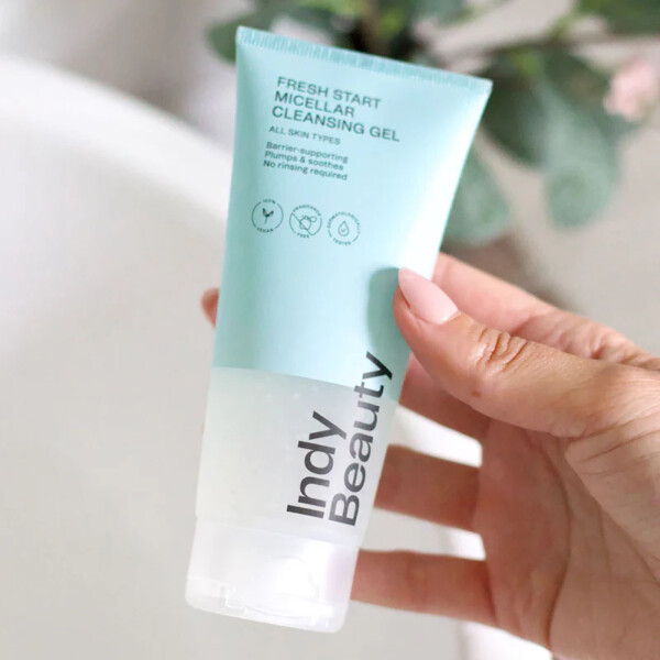 Indy Beauty Fresh Start Micellar Cleansing Gel (Bild 2 von 3)